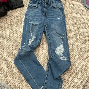 American eagle ripped up jeans